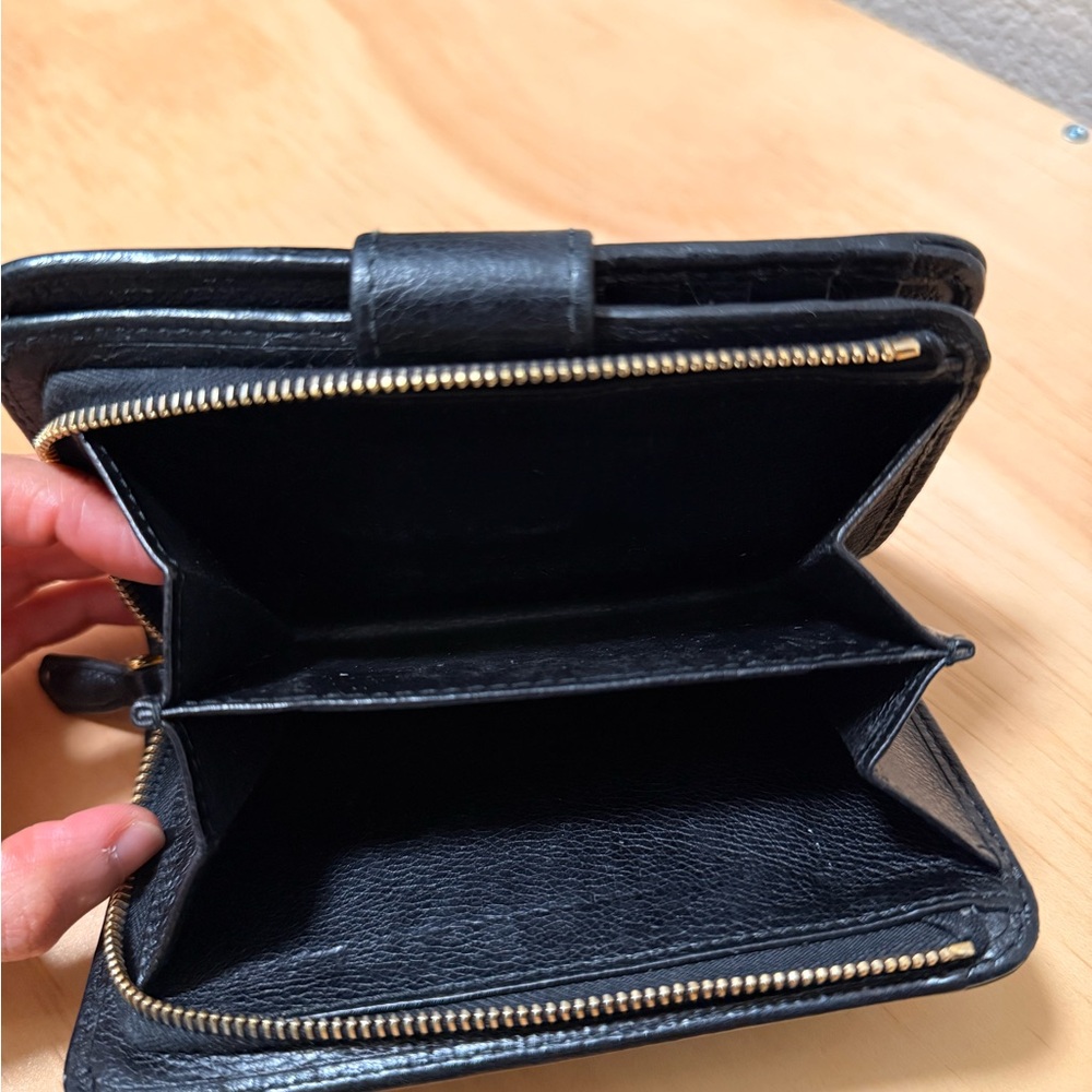 Prada Black Leather Card Holder with Bow - Picture 5 of 8